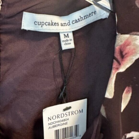 NWT Cupcakes and Cashmere | Women's Jerrin Floral-Print Blouse Size Medium - Picture 14 of 14